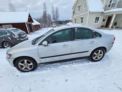 Begagnad 2005 Volvo S40 Sedan | 28 000 kr (Lite dyr)