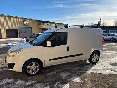 Begagnad Opel Combo 2017 Minibuss