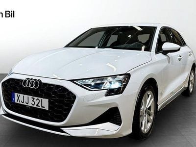 Vit Begagnad 2024 Audi A3 Advanced Plus Sedan | 309 000 kr (Marknadspris)