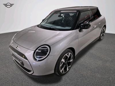 Grå Begagnad 2024 Mini Cooper SE Halvkombi | 324 900 kr (Superpris)
