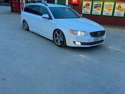 begagnad Volvo V70 D4 AWD Geartronic Momentum
