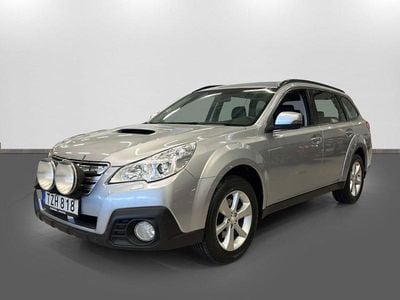 Begagnad Subaru Outback 150 HK (110 kW) 2014 Silver Kombi