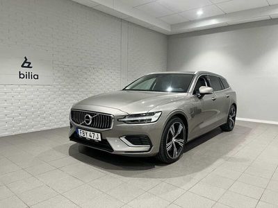 begagnad Volvo V60 Recharge T6 Inscription | Akustikrutor | Parkeringssensor fram/bak |