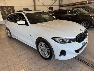 Begagnad BMW 330e 184 HK (135 kW) 2022 Vit Kombi