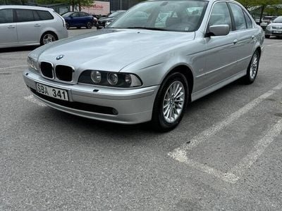 BMW 525