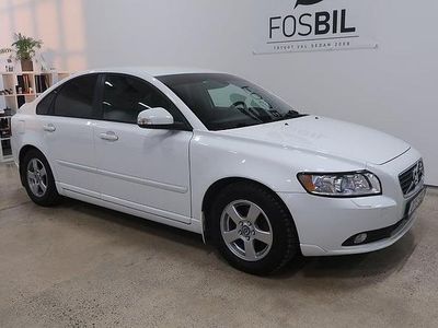Vit Begagnad 2011 Volvo S40 Momentum Sedan | 79 900 kr (Dyr)