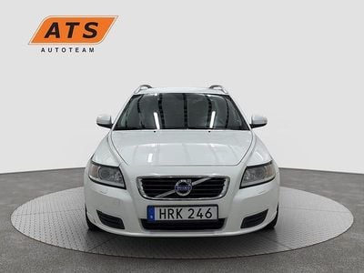 Vit Begagnad 2011 Volvo V50 Kinetic Kombi | 49 000 kr (Marknadspris)