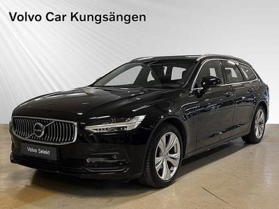 Svart Begagnad 2020 Volvo V90 Momentum Kombi | 329 900 kr (Marknadspris)