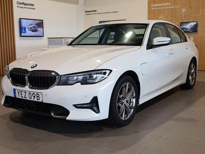 BMW 330e