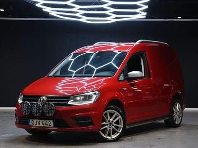 Röd Begagnad 2017 VW Caddy R Minibuss | 109 900 kr (Marknadspris)