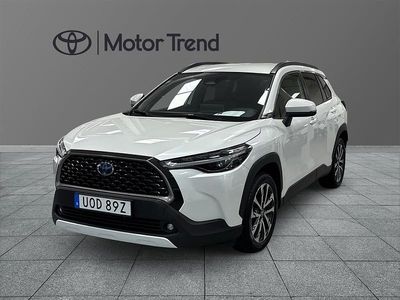 Begagnad Toyota Corolla Cross Executive 200 HK (147 kW) 2023 Vit SUV