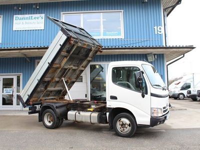 begagnad Toyota Dyna 3,0 D-4D 136 hk Tippflak