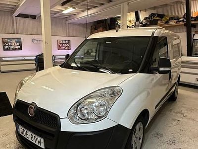 Begagnad Fiat Doblò 90 HK (66 kW) 2014 Vit Minibuss