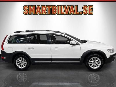 Vit Begagnad 2015 Volvo XC70 Momentum Kombi | 179 900 kr (Marknadspris)