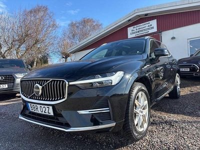 Begagnad Volvo XC60 Core 350 HK (257 kW) 2023 Svart SUV