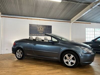 Begagnad Peugeot 307 CC 136 HK (100 kW) 2004 Mörkgrå Cab