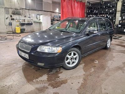 Svart Begagnad 2007 Volvo V70 Momentum Kombi | 19 000 kr