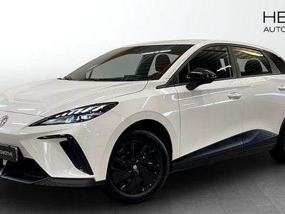Begagnad MG MG4 EV 125 kW (170 HK) 2023 Vit (white) Halvkombi