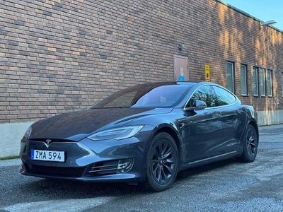 Begagnad Tesla Model S 386 kW (525 HK) 2018 Grå Halvkombi
