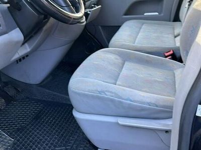 begagnad VW Transporter T28 2.5 TDI Euro 3