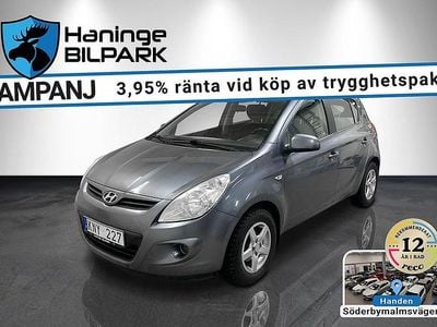 Grå Begagnad 2009 Hyundai i20 Select Halvkombi | 39 995 kr (Marknadspris)