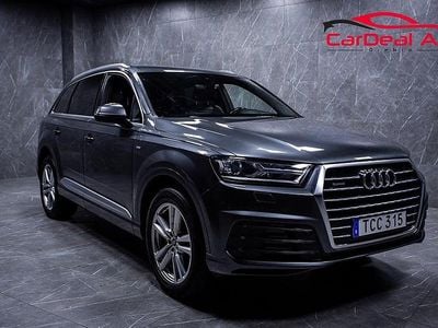 Grå Begagnad 2015 Audi Q7 S-Line SUV | 269 800 kr (Marknadspris)