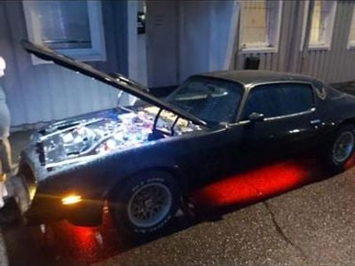 Begagnad Pontiac Trans Am 188 HK (138 kW) 1975 Black folie