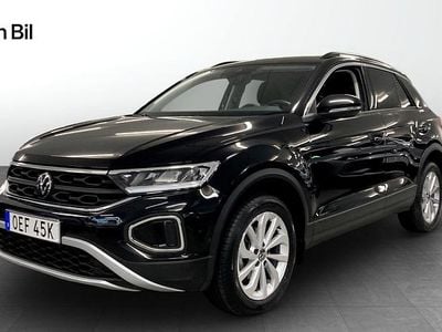 Begagnad VW T-Roc Life 150 HK (110 kW) 2024 Svart SUV