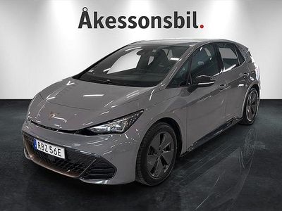 Begagnad Cupra Born 150 kW (204 HK) 2023 Lgrå Halvkombi