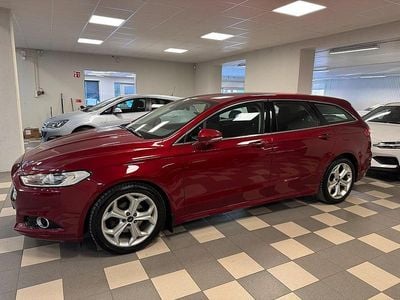 Rödmetallic Begagnad 2015 Ford Mondeo Titanium Kombi | 122 800 kr (Marknadspris)
