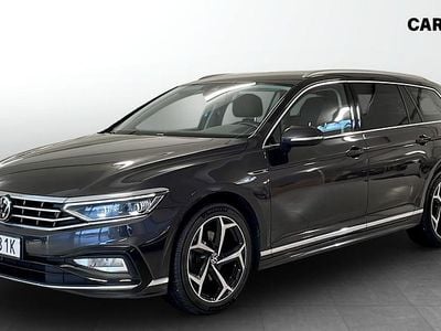 Grå Begagnad 2022 VW Passat R-line Kombi | 239 900 kr (Bra pris)