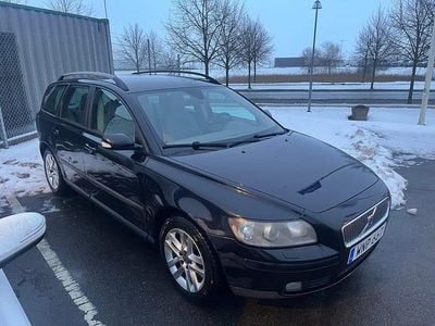 Begagnad Volvo V50 170 HK (125 kW) 2005 Svart Kombi
