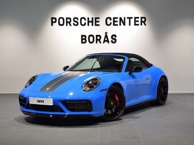 Porsche 911 Carrera 4 GTS
