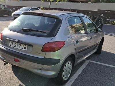 Begagnad 2002 Peugeot 206 | 18 000 kr (Marknadspris)