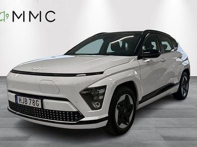 Vit Begagnad 2023 Hyundai Kona Essential SUV | 299 000 kr