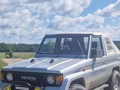 Begagnad 1987 Toyota Land Cruiser SUV | 199 000 kr