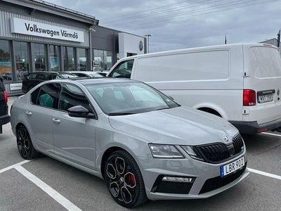 Begagnad 2018 Skoda Octavia RS Halvkombi | 189 000 kr (Lite dyr)