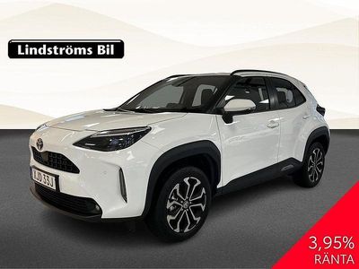 Vit Begagnad 2024 Toyota Yaris Cross Active SUV | 339 900 kr (Dyr)