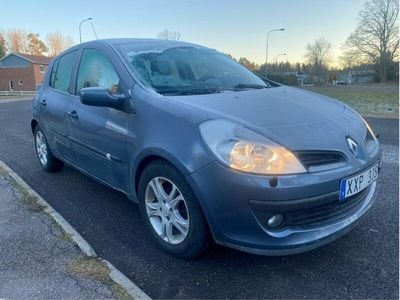 Renault Clio II