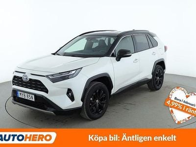 Begagnad Toyota RAV4 Hybrid Style 224 HK (164 kW) 2022 Vit SUV