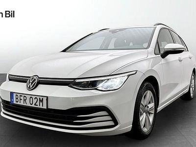 Vit Begagnad 2023 VW Golf VIII Kombi | 259 900 kr (Bra pris)