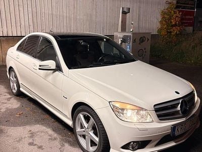 Begagnad 2010 Mercedes C180 Sedan | 119 990 kr (Dyr)