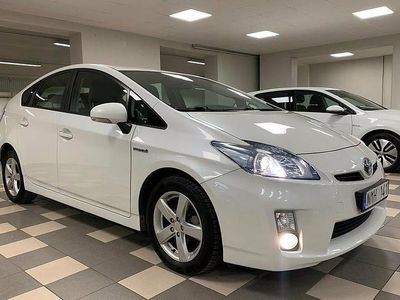 Begagnad Toyota Prius 2010 Vit Halvkombi