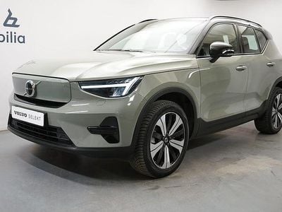 Grön Begagnad 2022 Volvo XC40 Core SUV | 339 900 kr