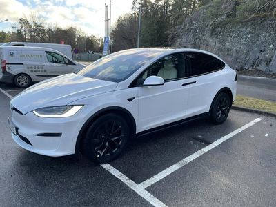 begagnad Tesla Model X Plaid