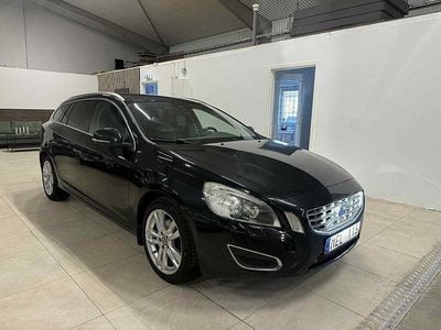 Svart Begagnad 2011 Volvo V60 Summum Kombi | 59 900 kr (Bra pris)