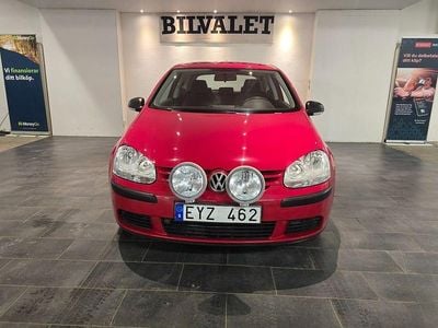 Röd Begagnad 2007 VW Golf V Trendline Halvkombi | 39 900 kr (Superpris)