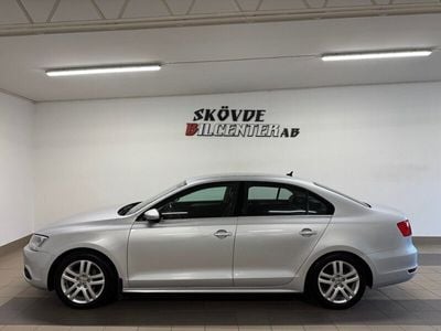 Begagnad VW Jetta GT 105 HK (77 kW) 2011 Silver Sedan