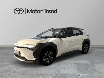 Begagnad Toyota bZ4X 2023 Vit SUV