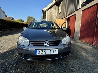 VW Golf V